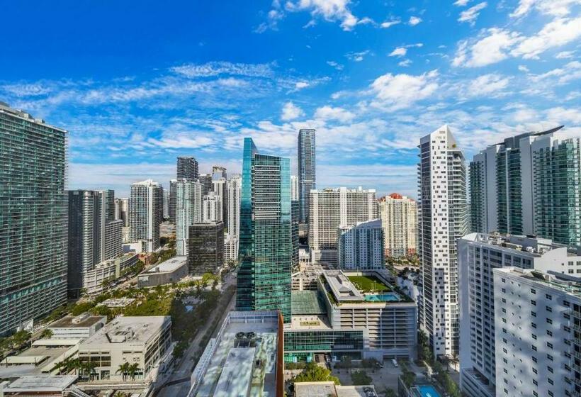 בית מלון כפרי Four Seasons Studio Kitchen