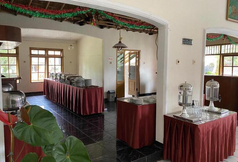 Szálloda Puspa Sari