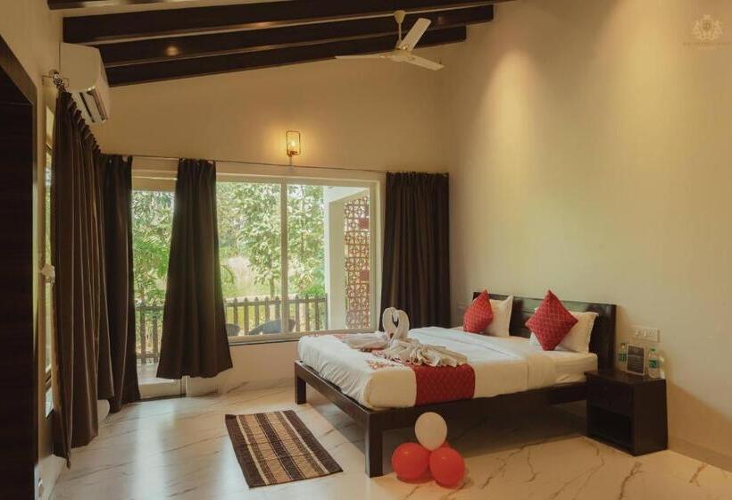 Отель The Infinity Pench Resort