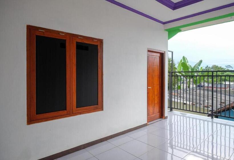 فندق Urbanview Syariah Zidney 3 Salatiga By Reddoorz