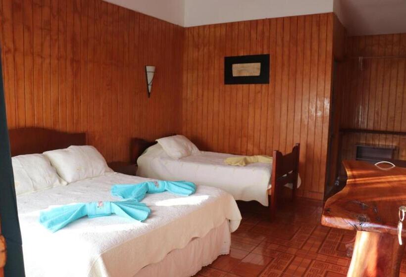 פנסיון Hostal Avareipua