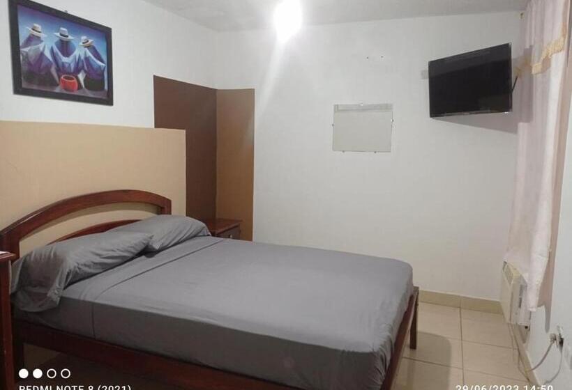 پانسیون Hostal Samary
