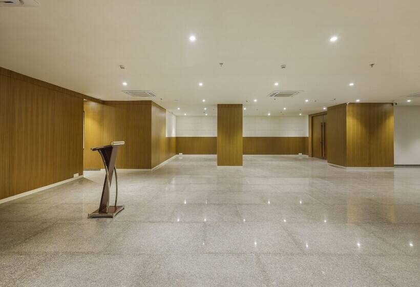 Sunday Hotel Vadodara