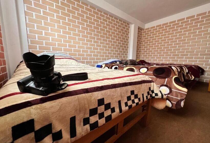 Tony Montaña B&b