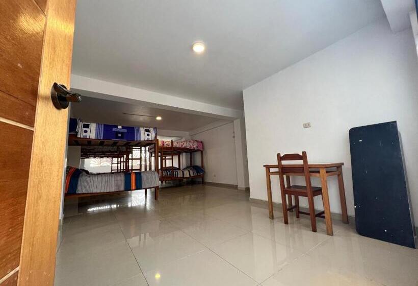 Tony Montaña B&b