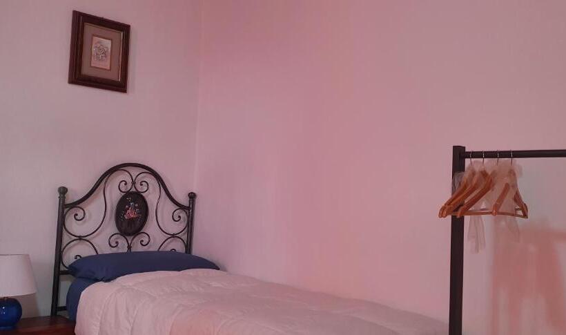 تختخواب و صبحانه Il Centrale Guest House
