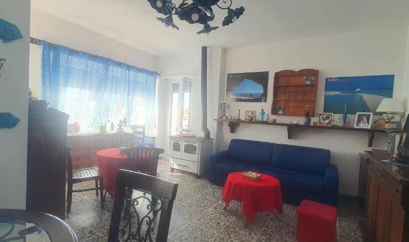 تختخواب و صبحانه Il Centrale Guest House
