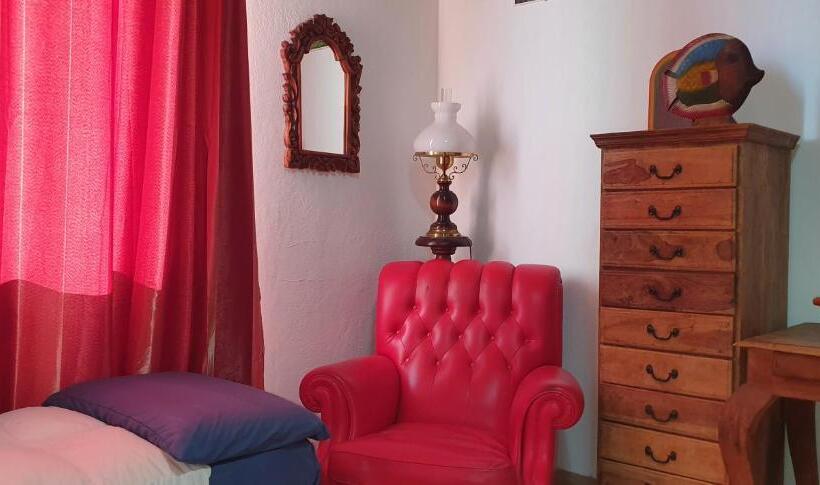 تختخواب و صبحانه Il Centrale Guest House