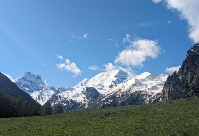 住宿加早餐  Les Arolles   Gîte D étape Et De Séjour