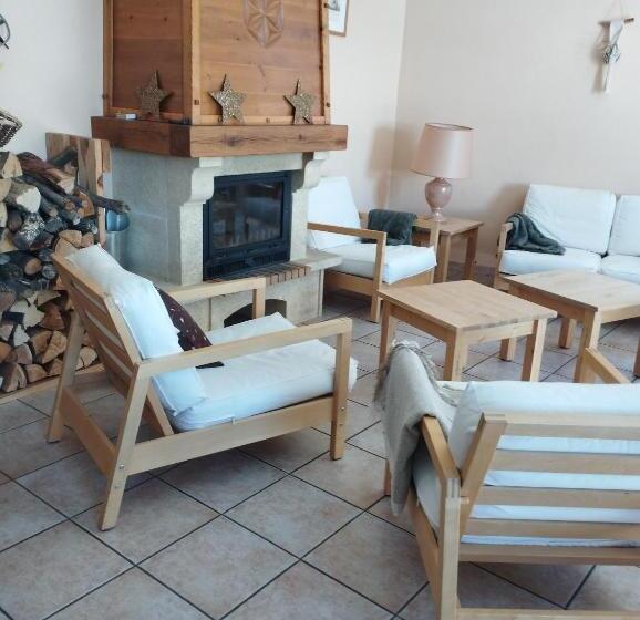 住宿加早餐  Les Arolles   Gîte D étape Et De Séjour