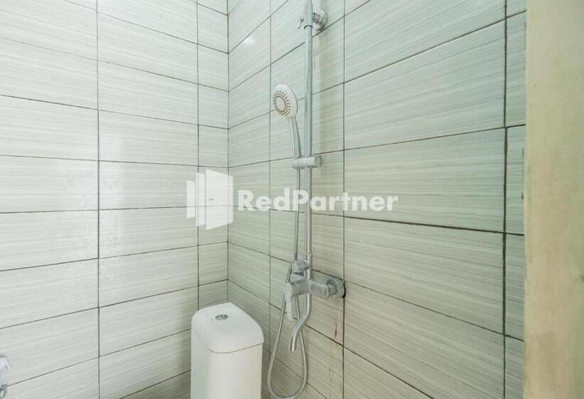 هتل Atiq Homestay Syariah Mitra Reddoorz