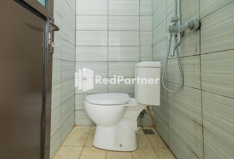 هتل Atiq Homestay Syariah Mitra Reddoorz
