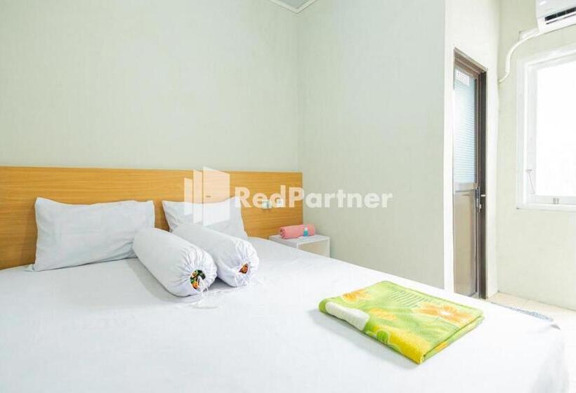 هتل Atiq Homestay Syariah Mitra Reddoorz