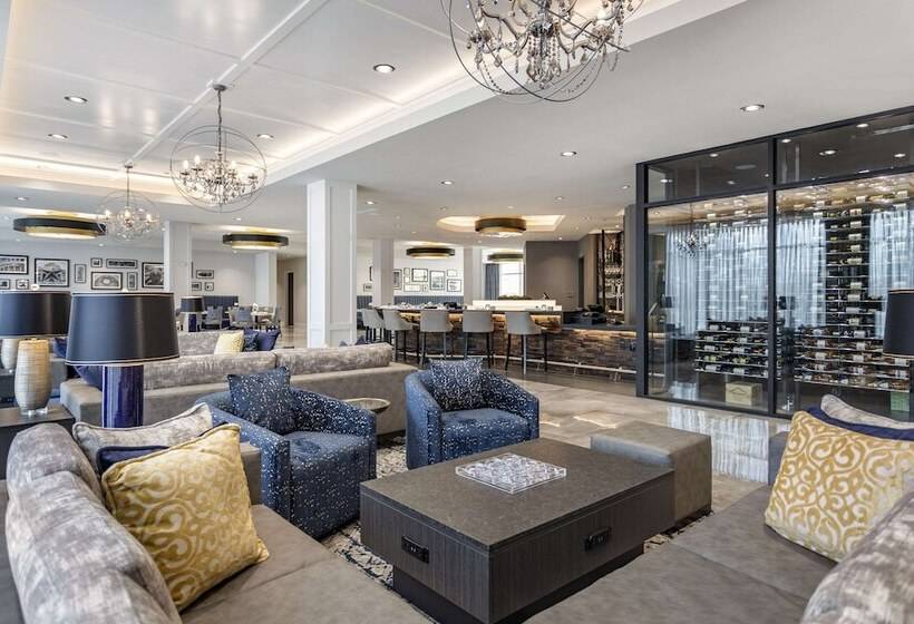 Cambria Hotel Austin Uptown Near The Domain
