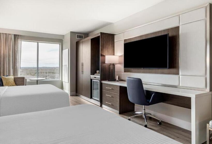 Cambria Hotel Austin Uptown Near The Domain