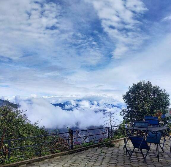 Hotel Gombo Hideaway