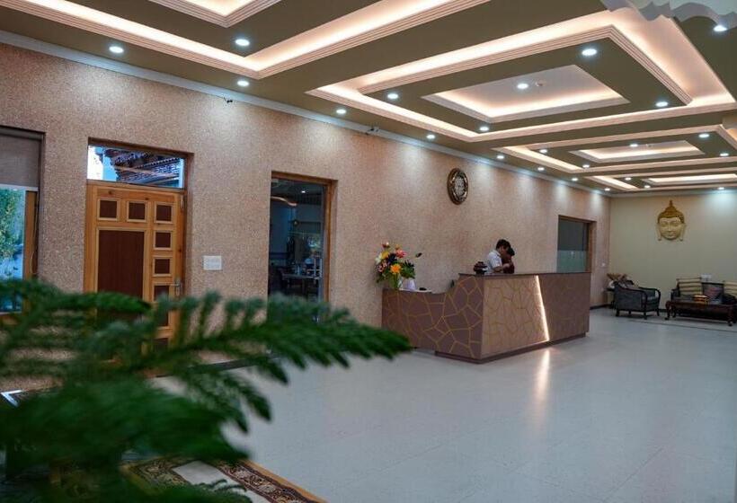 Отель Karma Residency