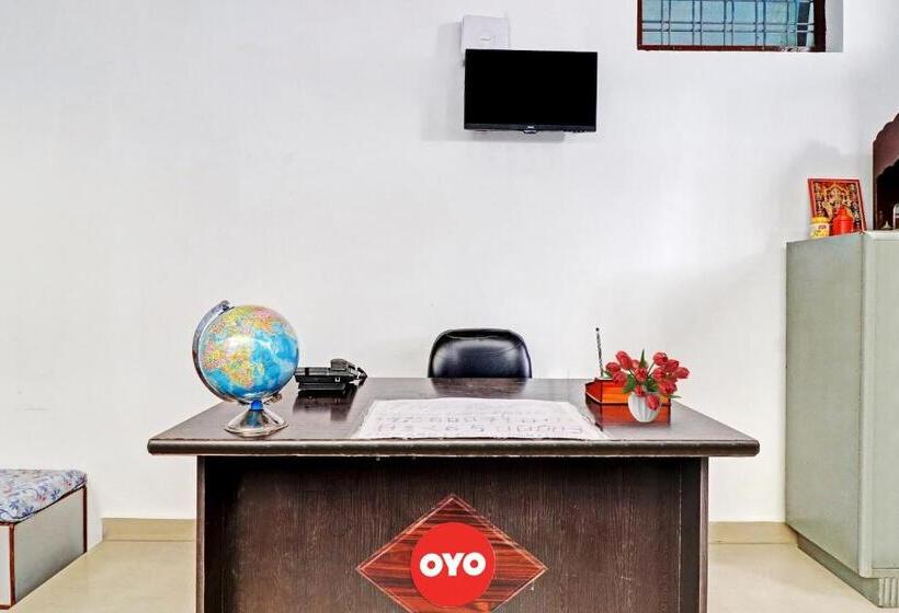 ホテル Oyo Flagship 80502  7 Days Homestay