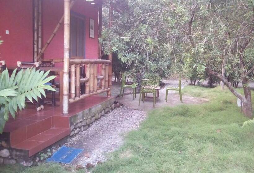 فندق Rhino Cottage