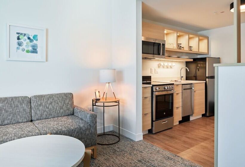 هتل Towneplace Suites By Marriott Hixson