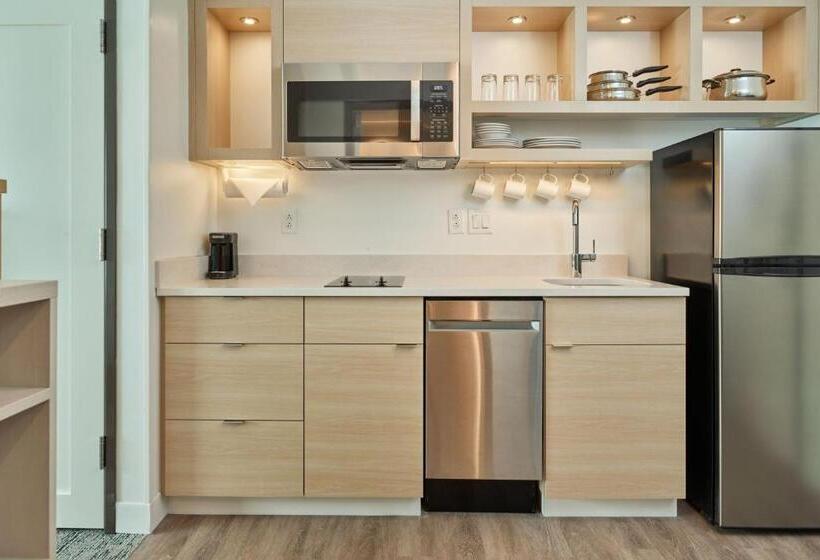 هتل Towneplace Suites By Marriott Hixson