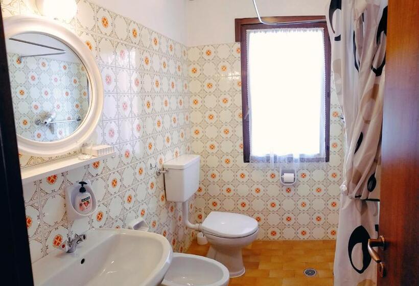 بنسيون Cèsa Cherpei   Dog Friendly