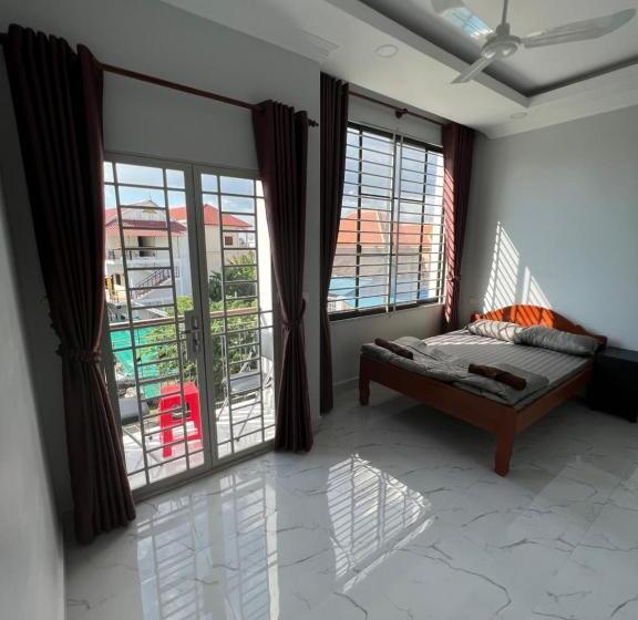 پانسیون Moonshine Guesthouse