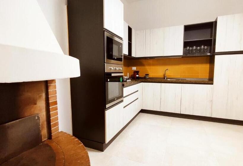 Templari Suite   B&b Mesagne