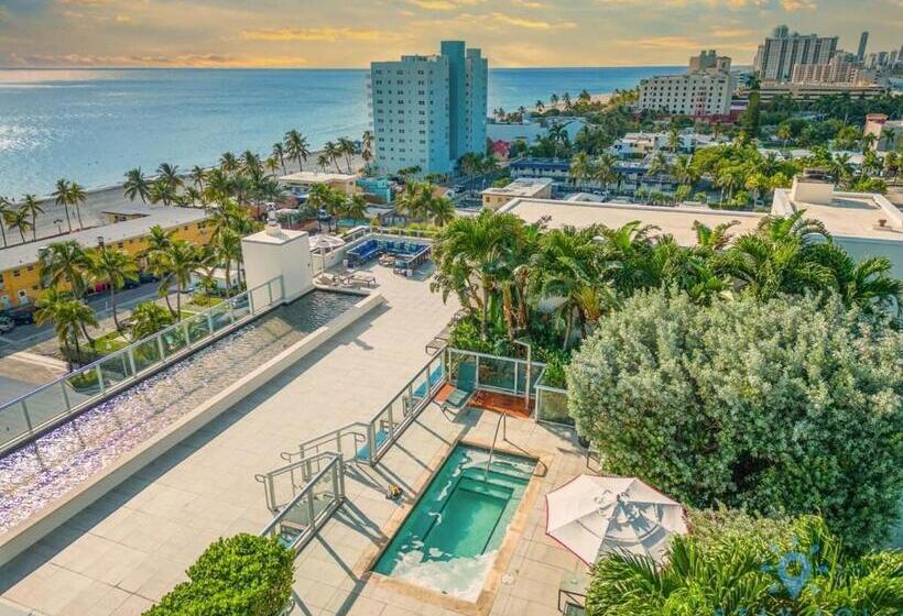 هاستل Coolest Apartment Rooftop Pool Hot Tub