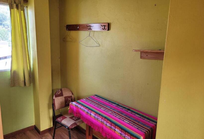 فندق صغير La Minga Hostal