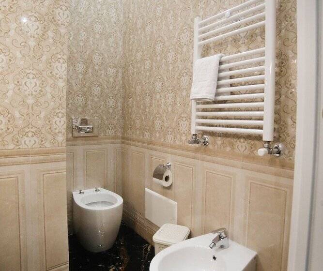 تختخواب و صبحانه My Luxury