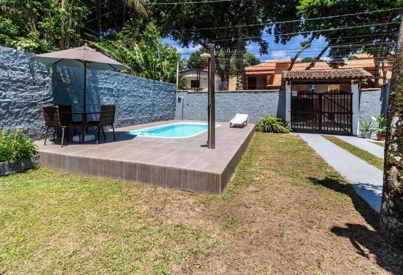 تختخواب و صبحانه Suítes Valdira