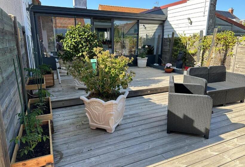 تختخواب و صبحانه Villa Les Buissonets