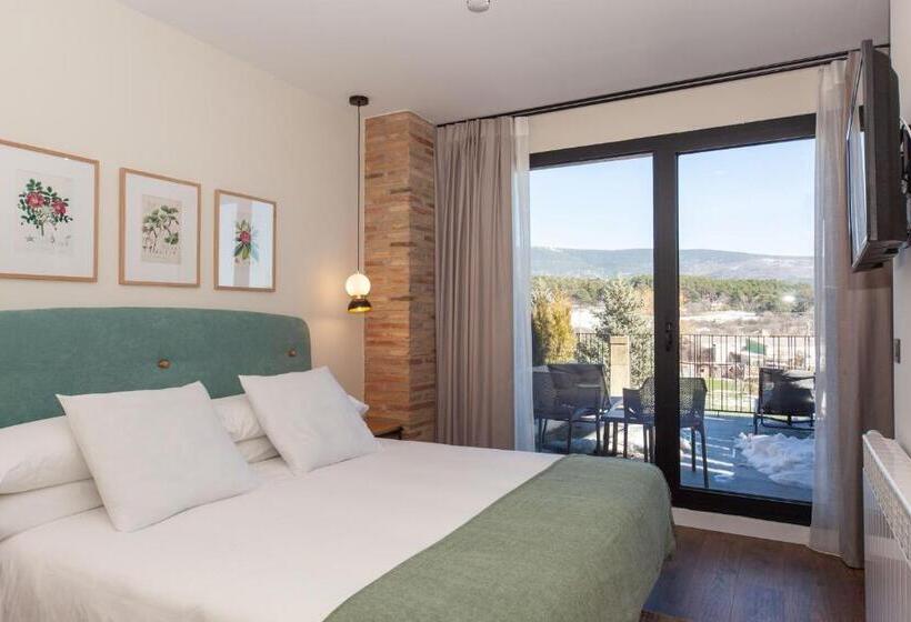 هتل Duruelo Mountain Suites