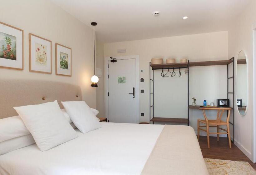 هتل Duruelo Mountain Suites