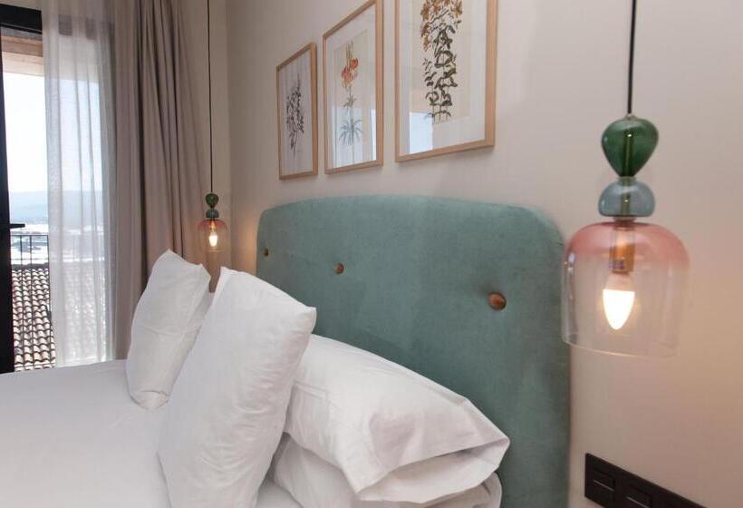 هتل Duruelo Mountain Suites