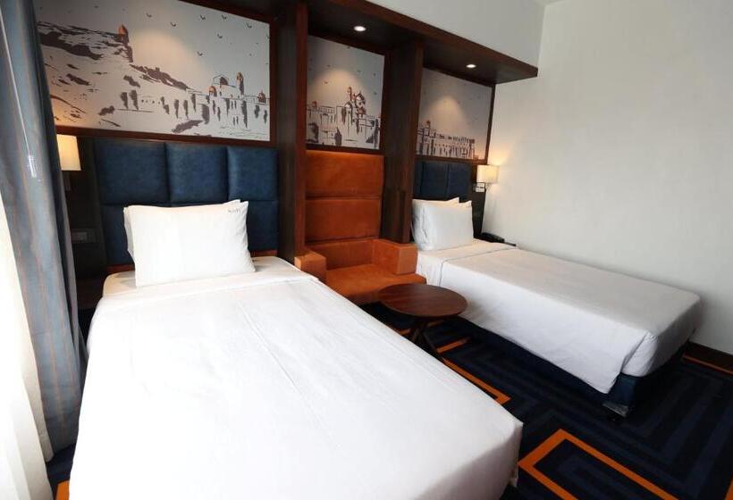 هتل Holiday Inn Express & Suites Jaipur Gopalpura