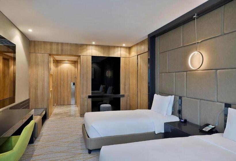 هتل Holiday Inn & Suites   Al Khobar, An Ihg