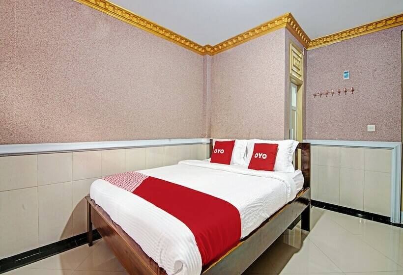 هتل O Fitriaendika Residence Near Pasar Raya Padang