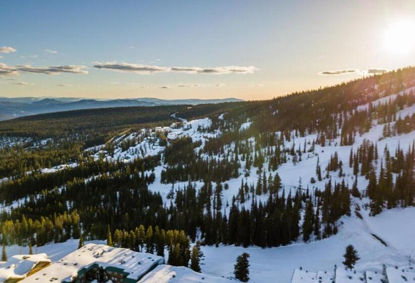 هتل Snowy Creek 10