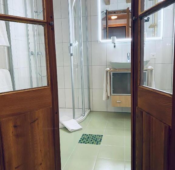 Pensão Chalet 4 Saisons Guesthouse