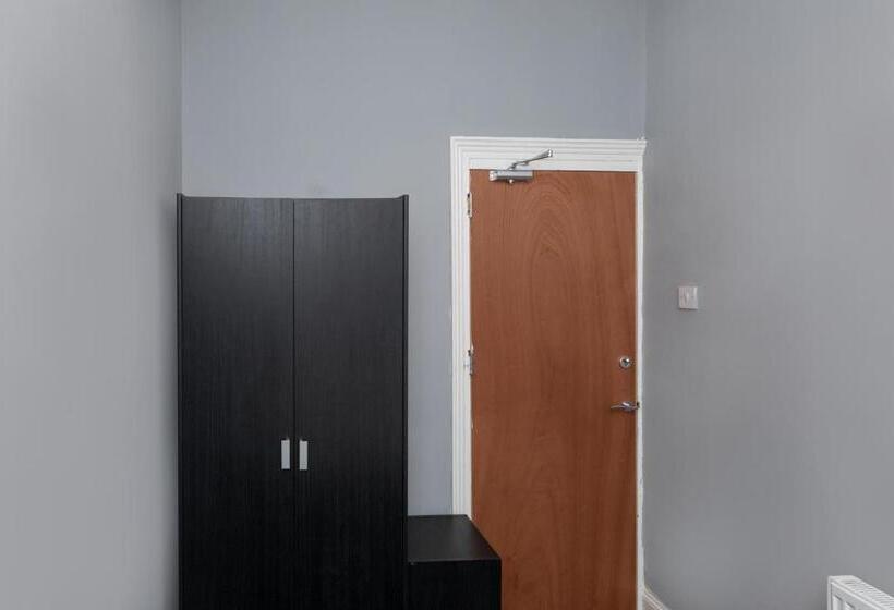 Pensão City Centre Large Luxury Rooms Free Parking