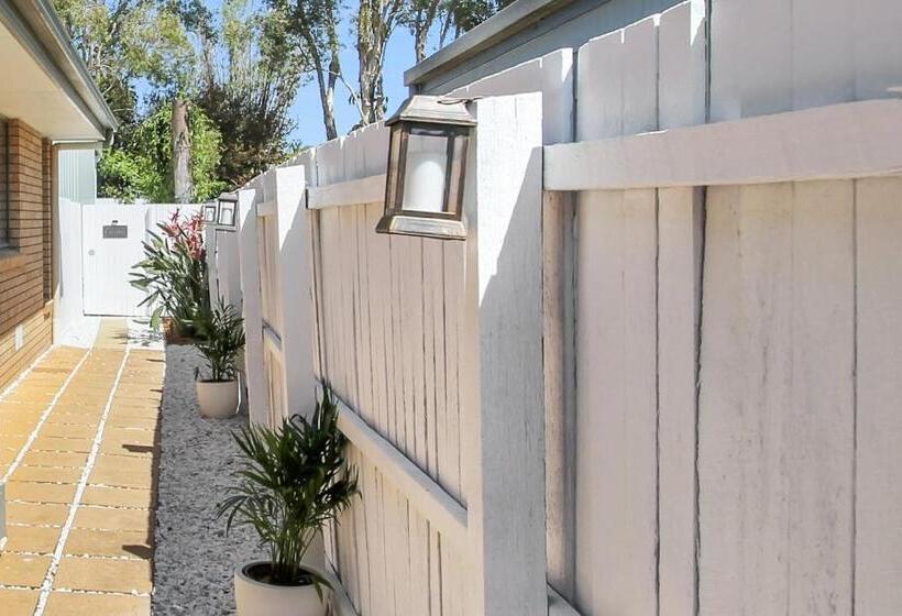 膳宿费 Private Outdoor Spa, Fire Pit   The Retreat Coolum Beach