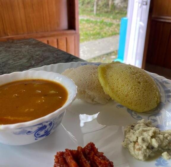 استراحتگاه Sairra Hotel & Restaurant