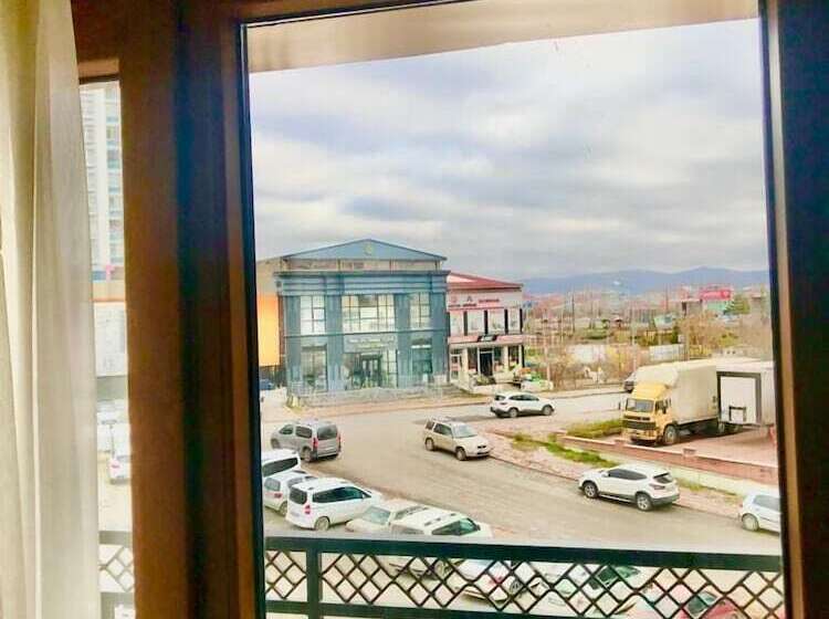 özkaya Otel