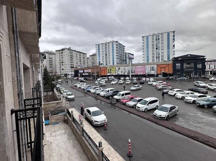 özkaya Otel