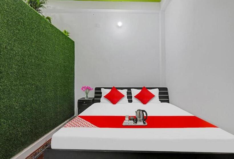Flagship Hotel Ashirwad