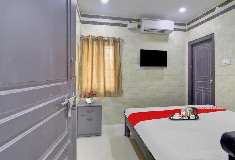 هتل O Ashoka Classic Near Gokul Chat