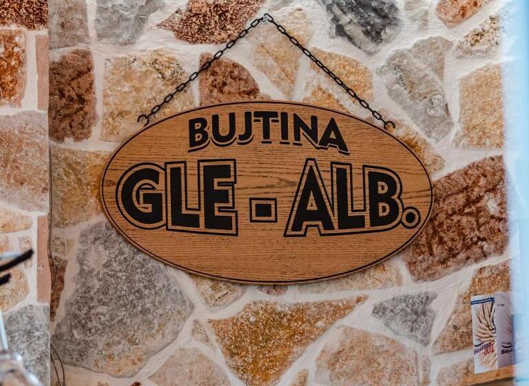 هتل Gle Alb Agrotourism