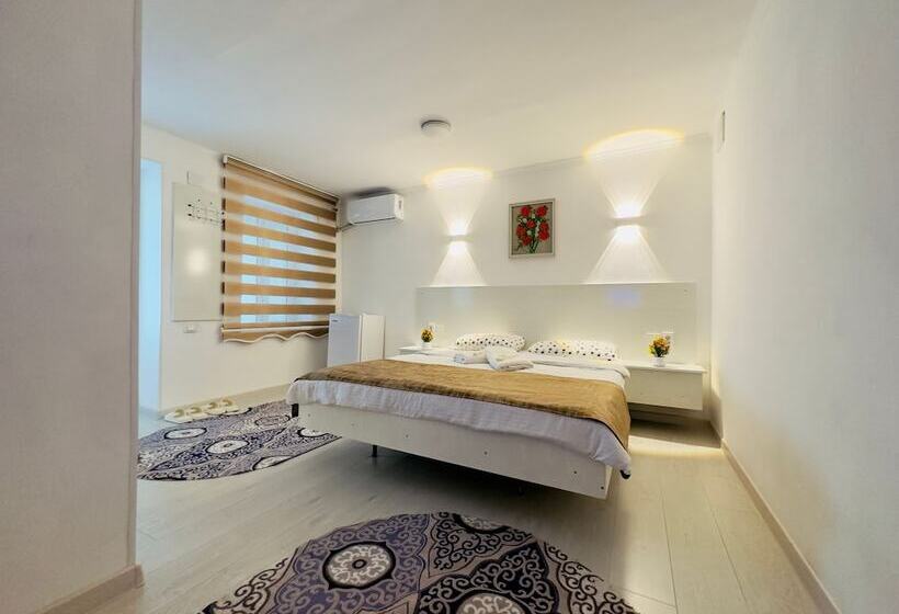 هتل کپسول Abs Guest House Osh